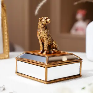 Leopard Jewelry Organizer Display Stand, 4.1x5.5 Inch Mirror Surface Decorative Holder for Nail Art, Jewellery, Makeup Brushes, Boxes, Mirrored Jewelry Storage, Elegant Jewelry Organizer