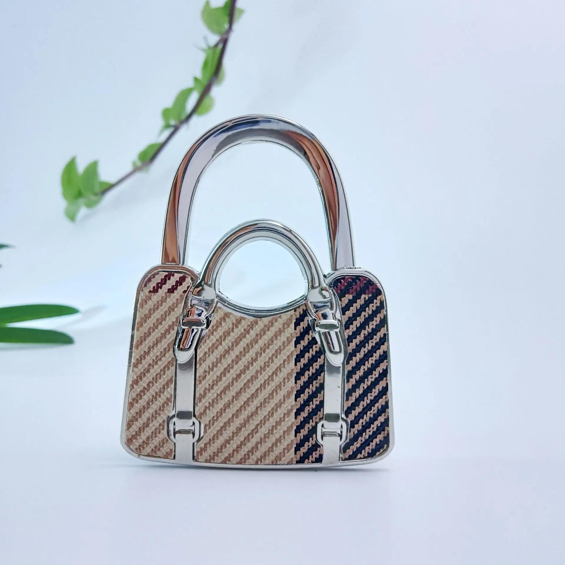 Foldable Camping Purse Hook, Portable Table Edge Bag Hanger for Outdoor Picnic and Travel, Compact Handbag Holder with Leather Pad, Space-Saving Organizer Gift for Women