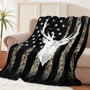 Camouflage deer blanket - Hunting-themed men's gift blanket made of ultra-soft flannel. Throw blanket, lightweight and fluffy, suitable for bedding, sofas and travel