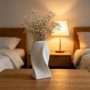 Twisted Matte Cream White Plastic Vase - Unbreakable Modern Wabi-Sabi Decorative Vase for Pampas Grass, Dried & Fresh Flowers, Lightweight Centerpiece for Living Room, Bedroom, Office, Coffee Bar, Shelf Decor, Photo Prop