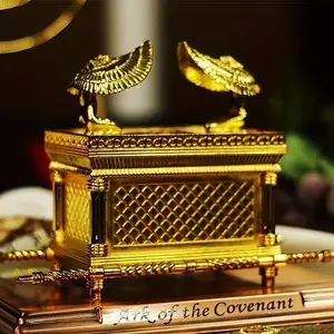 Ark Of The Covenant Design Hand Engraved Statue, 1 Count Creative Religious Supplies Ornament, Exquisite Desktop Ornament Crafts for Home Office Dining Room Coffee Shop, Stylish Religious Decor, Religious Home Decor, Religious Decoration