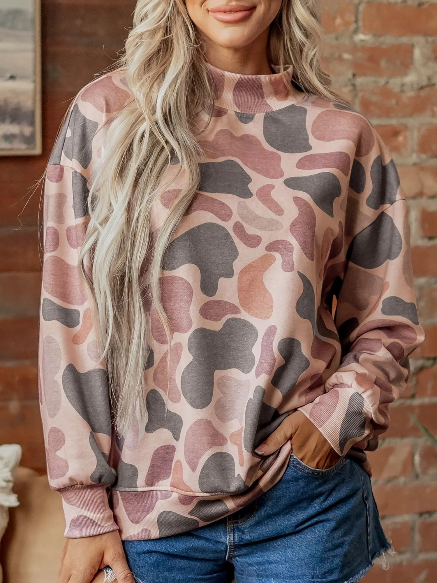Women's Oversized Cow Print Sweatshirt Casual Long Sleeve Crewneck Pullover Top
