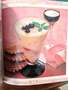 USED-Americas Best Recipes Healthy Eating, Desserts, Chicken, Pasta by Landolls Ed (Hardcover)