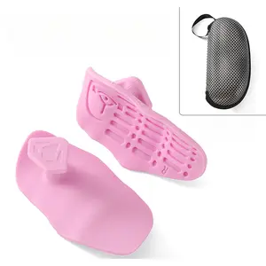 Silicone fitness grips, unisex weightlifting training gloves, non-slip fitness grips, rubber fitness hand pads--suitable for barbells, pull-ups, and fitness training