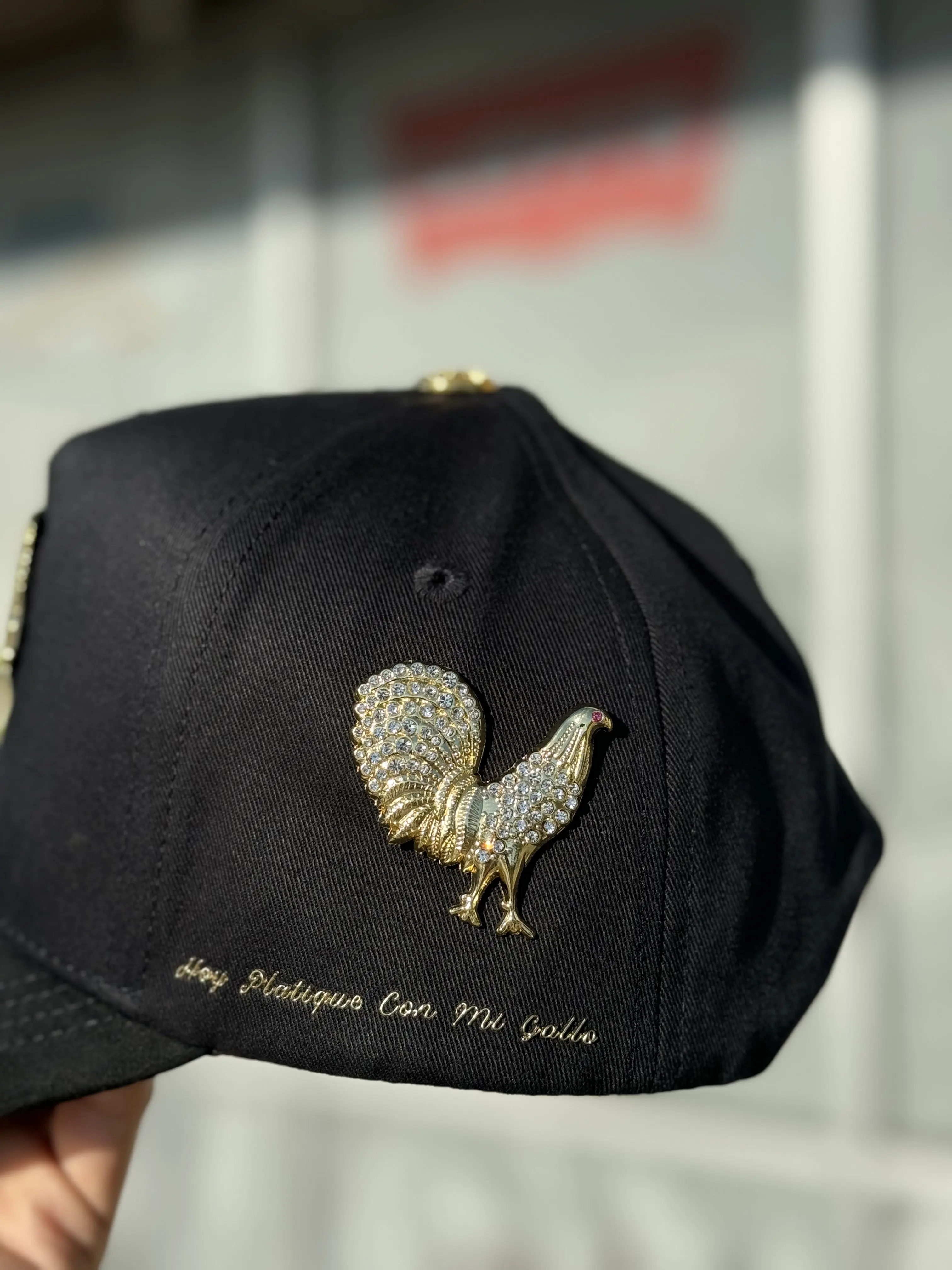 Gallo Cap Pin