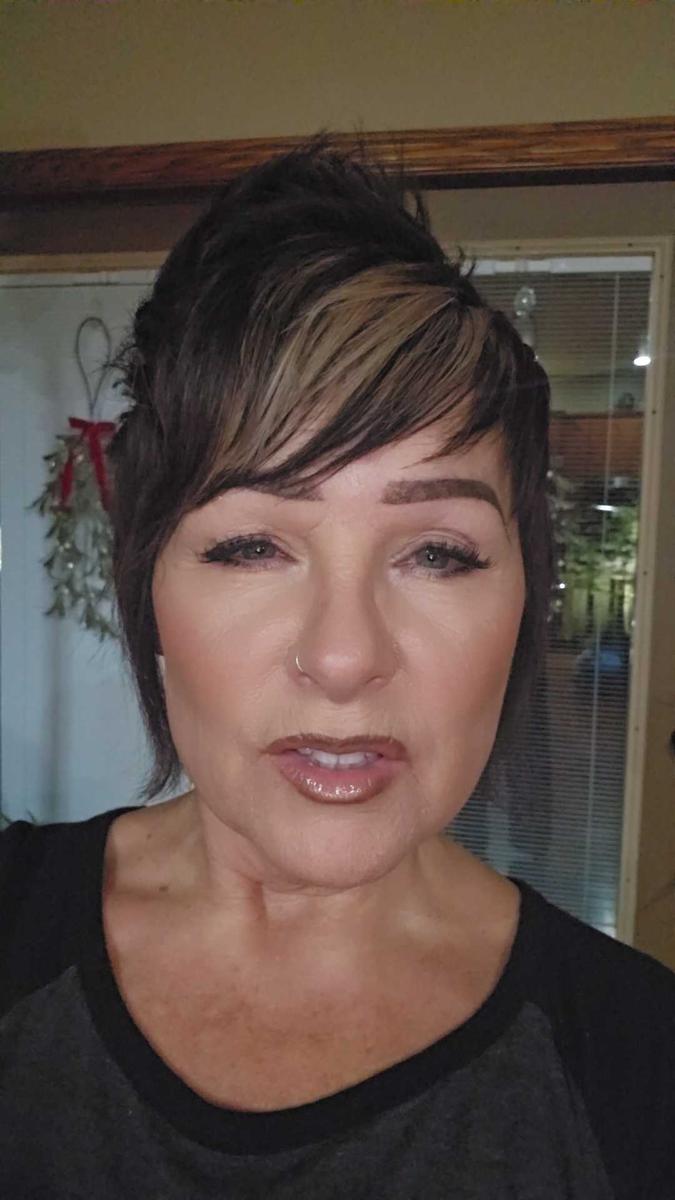 Item: light-medium (light to medium skin with a balan...