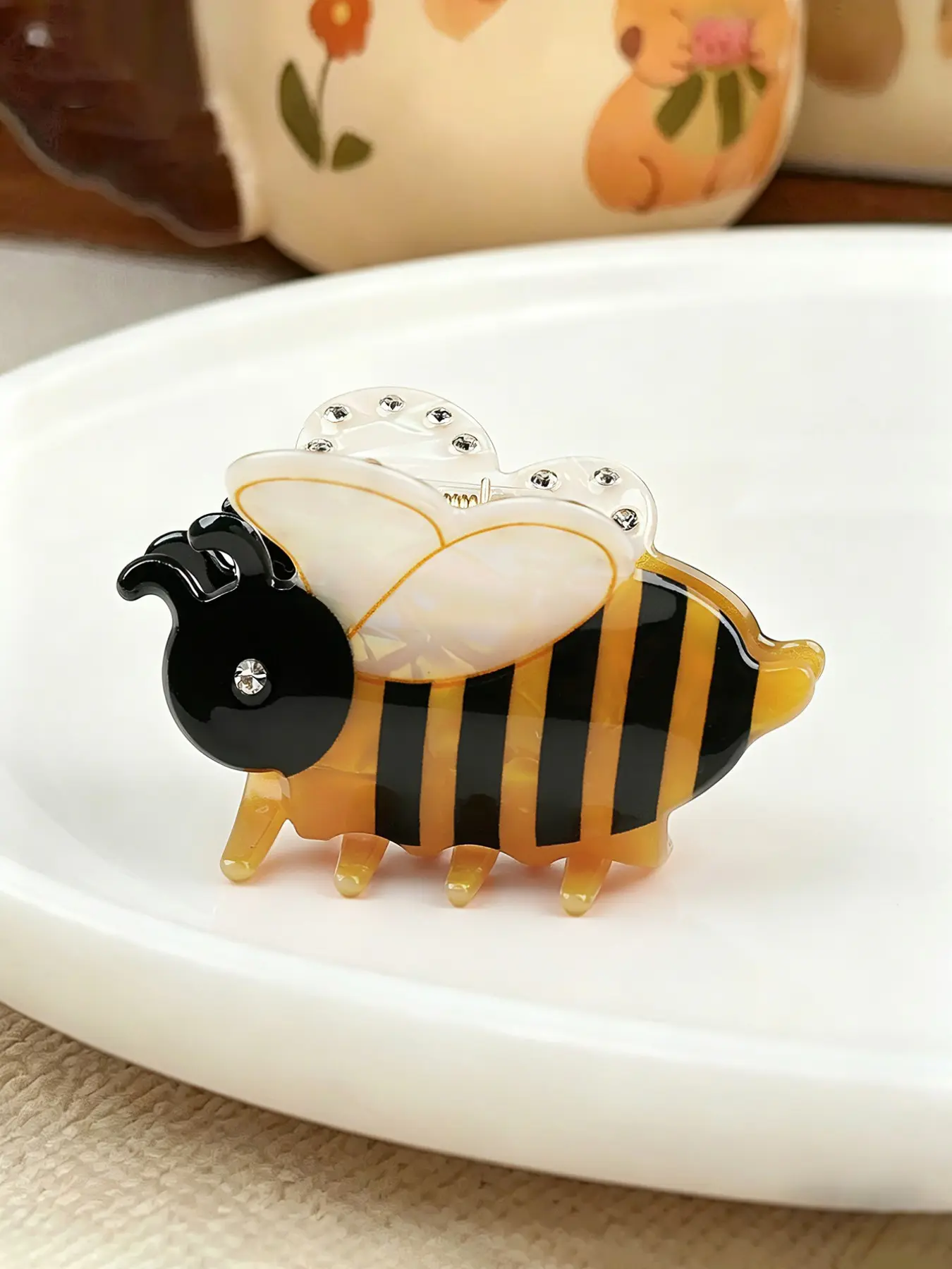 Cute Acetate Insect Bee Hair Claw Clip, Back-Of-Head Half-Up Ponytail Holder, Shark Bite Hair Accessory, 1pc Fashionable Hair Styling Tool, Hairclips Cute