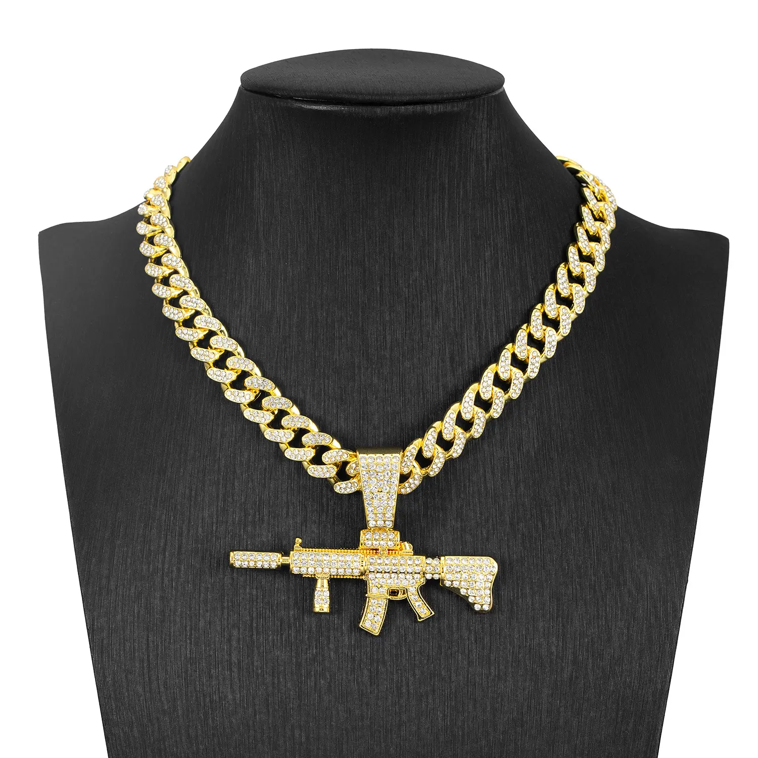 Fashionable and personalized Cuban chain, exquisite and elegant hip-hop party versatile accessories, identity symbols, lucky accessories, lover gifts figaro link Gold Plated Centenario Pendant Necklace