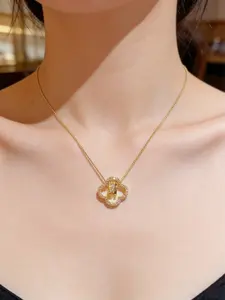 Zircon Necklace, Four Flower Design, Lockbone Chain, Valentine's Day Gift, Unique Jewelry for Women