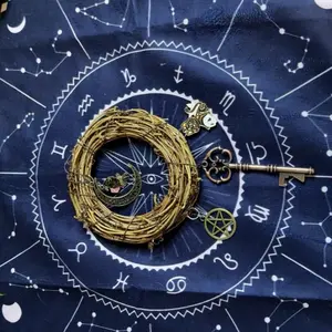 Small Circle Witch Wreath