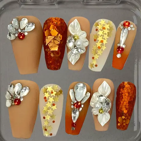 Nana--Customized Nails Picked In Liveroom