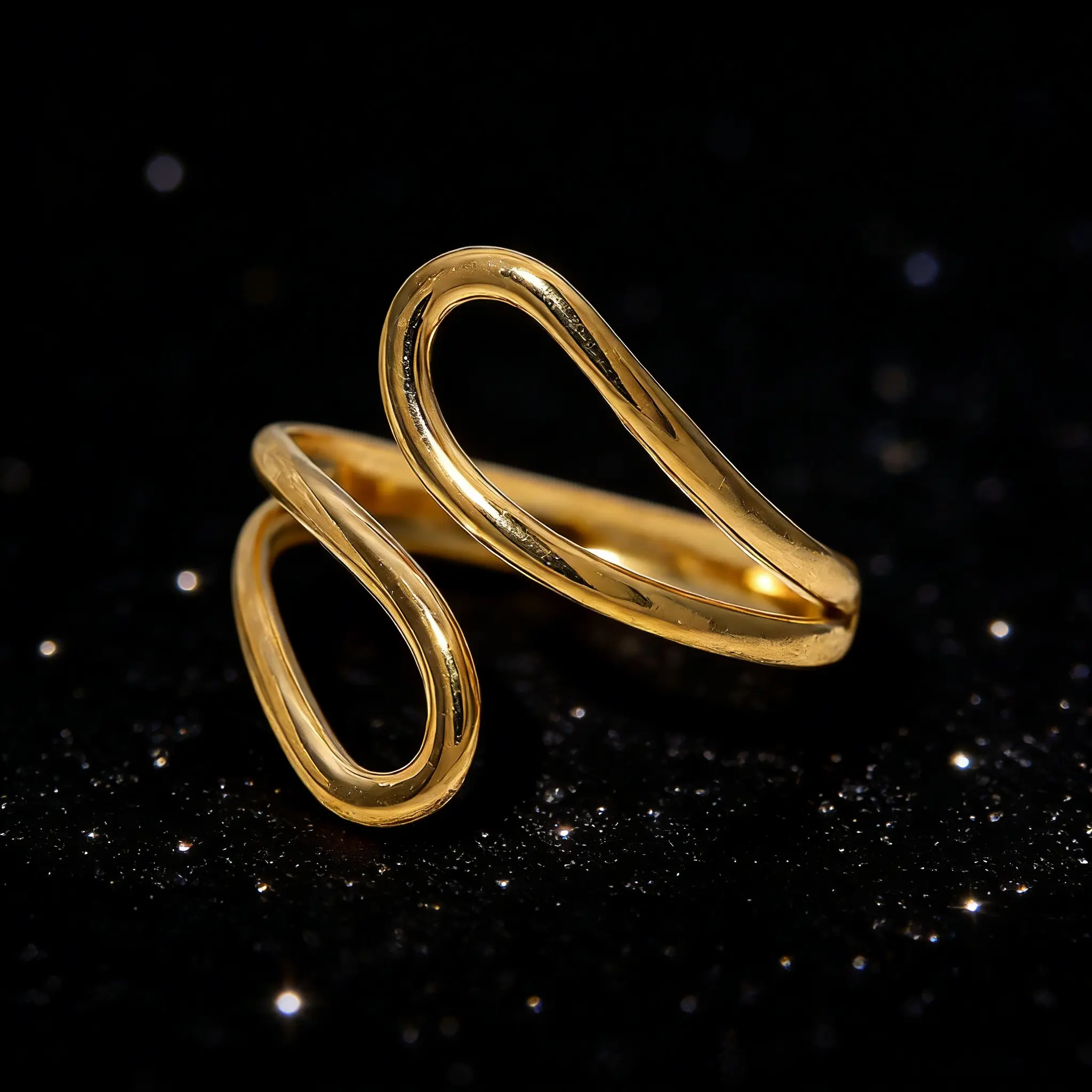 Women's 18 Karat Gold-Plated Non-Tarnish Chunky Band Hollow Teardrop Ring - Adjustable Size, Handmade Mixed Metal Statement Costume Jewelry, High-Quality Stainless Steel Stacking Gold Stackable Rings, Non Tarnish Jewelry, Comfortable And Skin-Friendly, 1.
