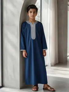 Muslim Traditional V Neck Long Sleeve Boys' Thobe, Elegant Embroidered with Pockets, Perfect Gift for Eid Al-Fitr and Sacrifice Festival, Ages 8-12