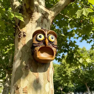 Tree Spirit Bird Feeder, Resin Outdoor Garden Decor, Wall-Mounted Tree Trunk Ornament, Christmas Gift, Thanksgiving Present, Unique Outdoor Decoration