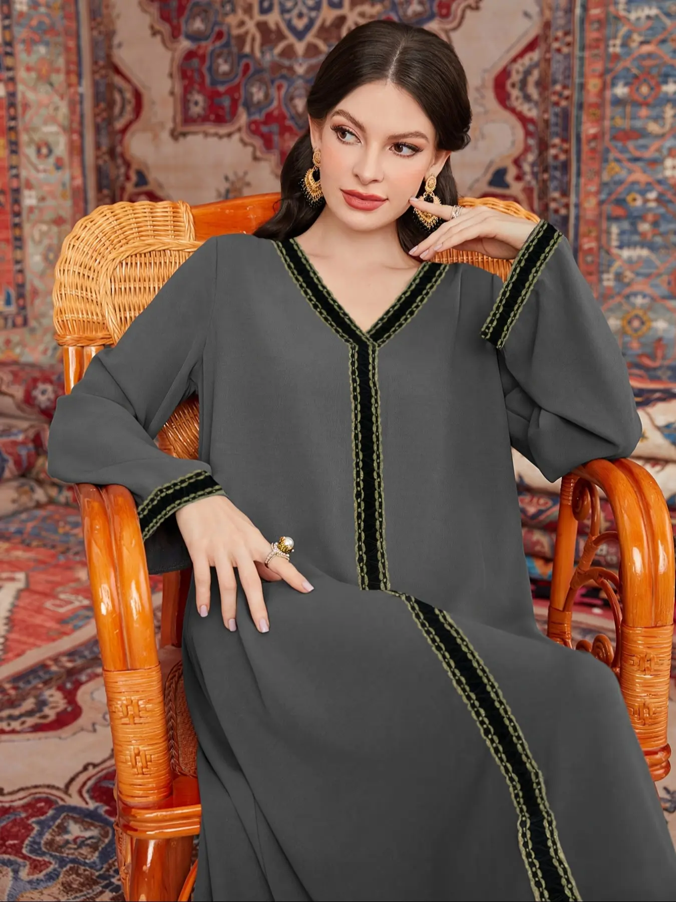 Muslim Dress High-End Elegance, Fine Embroidery Breathable, Daily Wear Elegant and Comfortible, Compliance and Stylish