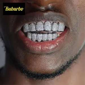 Hip Hop Gloss braces suitable for men and women Halloween accessories, vampire dentures Masks Unisex Geometric Pack