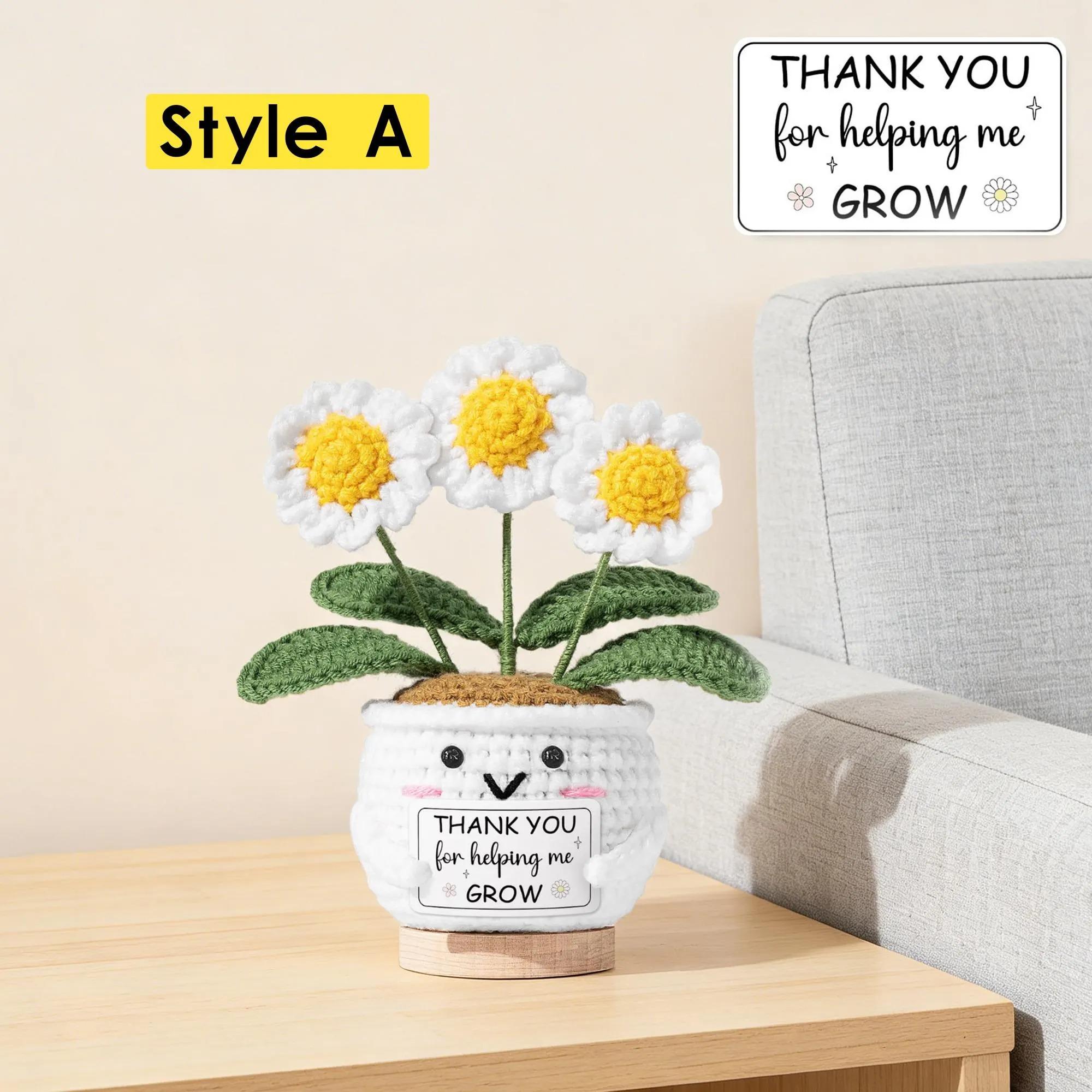 Handmade Crochet Daisy Potted Plant,Emotional Support Positive Flower,Cute Desk Decor,Gift for Mother's Day,Teachers & Graduates,Thank you