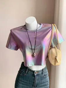 Trendy Y2K Holographic Crop Top, Women's Iridescent Metallic Baby Tee, Cybercore Space Girl Aesthetic Short Sleeve Round Neck T-Shirt, Shiny Purple Festival Concert Outfit, Rave Party Going Out Top, Viral TikTok Fashion Casual Streetwear, Summer