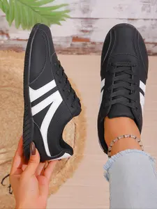 Women's Silver White Block Lace-Up Sneakers, Athletic Sneakers, Casual Comfortable Breathable Walking & Training Shoes, Versatile Sports Footwear for Daily Commuting, Female Non-Slip Retro Running Shoes for Gym Workout