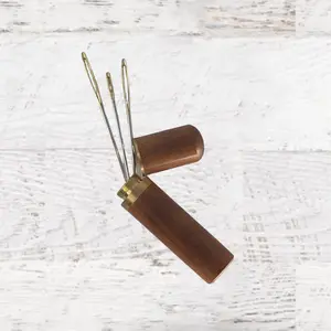 tapestry needles & wooden case