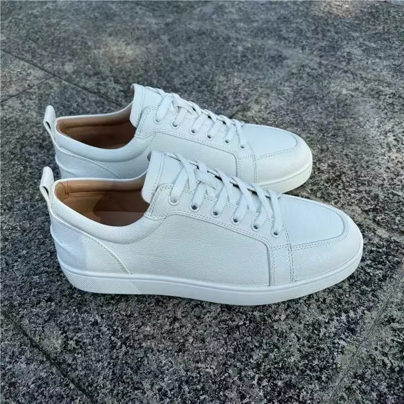 16 white lychee pattern