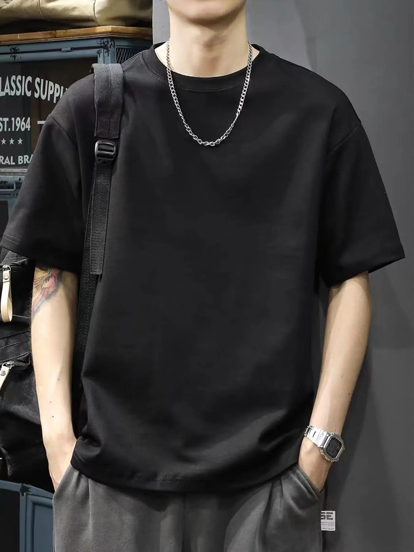 Men's Solid Color Short Sleeve Tee, Casual Comfy Round Neck T-shirt for Summer, Fashion Streetwear Men's Top for Daily Wear, Menswear