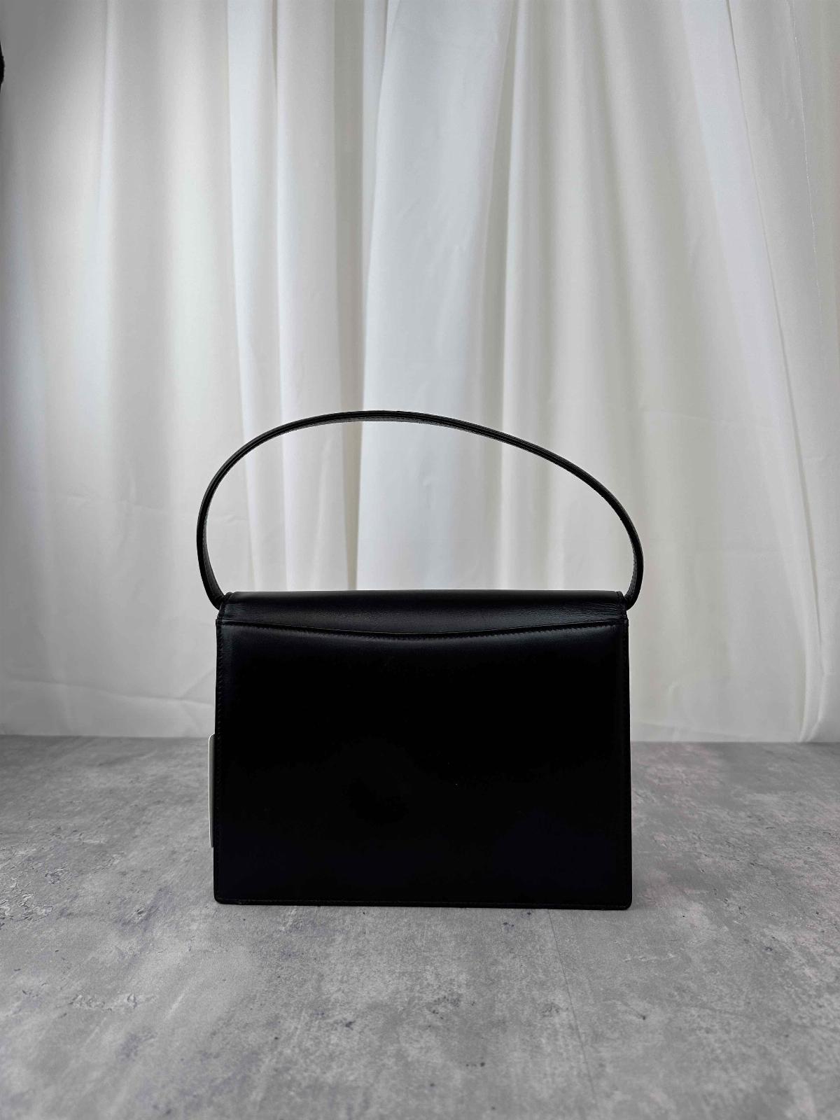 Pre-owned Givenchy As Shown Tote Bags handbag, cowhide leather, black MRA576