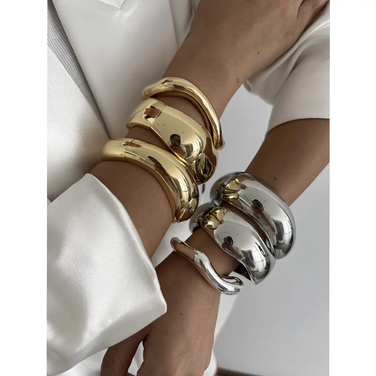 Chunky Silver Wide Bracelet – Minimalist Geometric Cuff