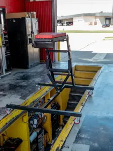 Original Traxion Oil Change NXT Topside Creeper