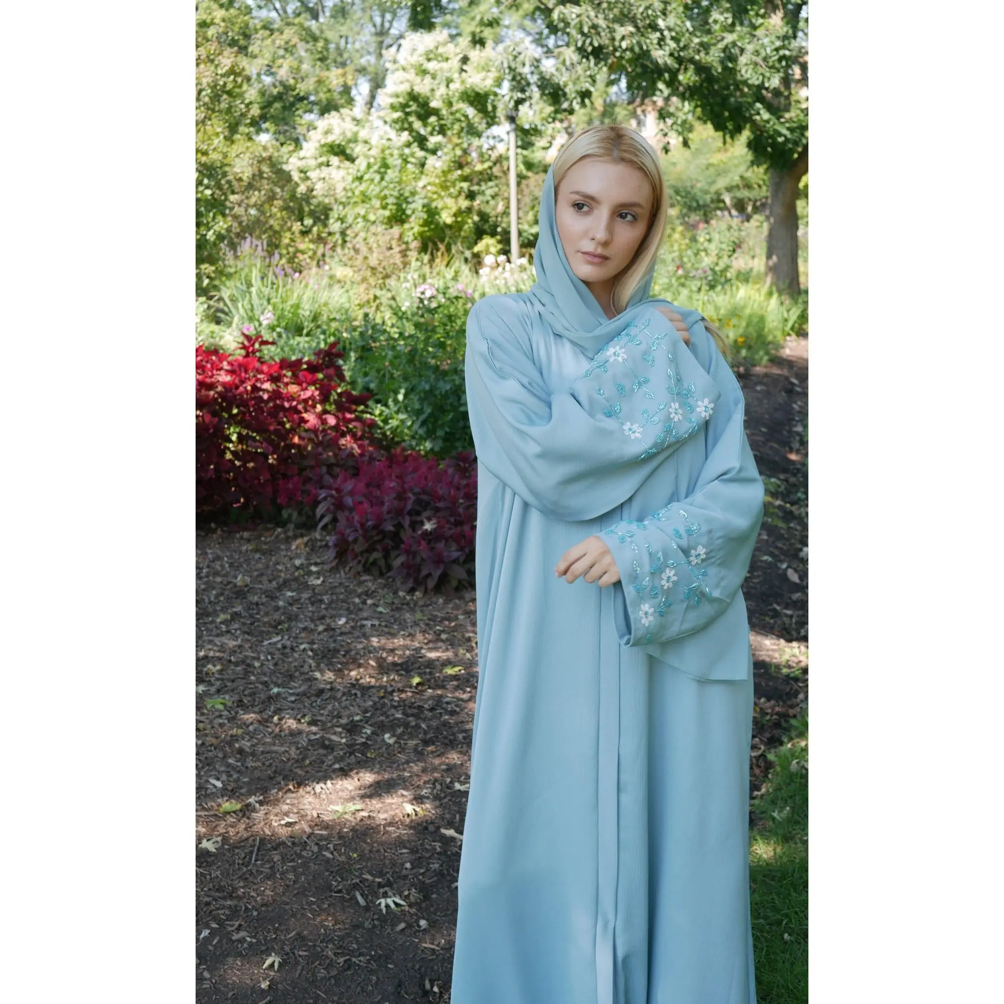 Hana Abaya - Sky