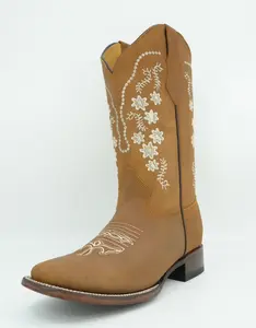 Quincy Women's Flowers Crazy Tang Wide Square Toe Boot