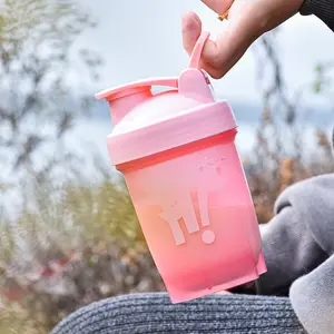 Protein Powder Shaker Bottle, Portable for Sports, High-Temperature and Drop Resistant, Food-Grade Material, Large Capacity Plastic Water Cup