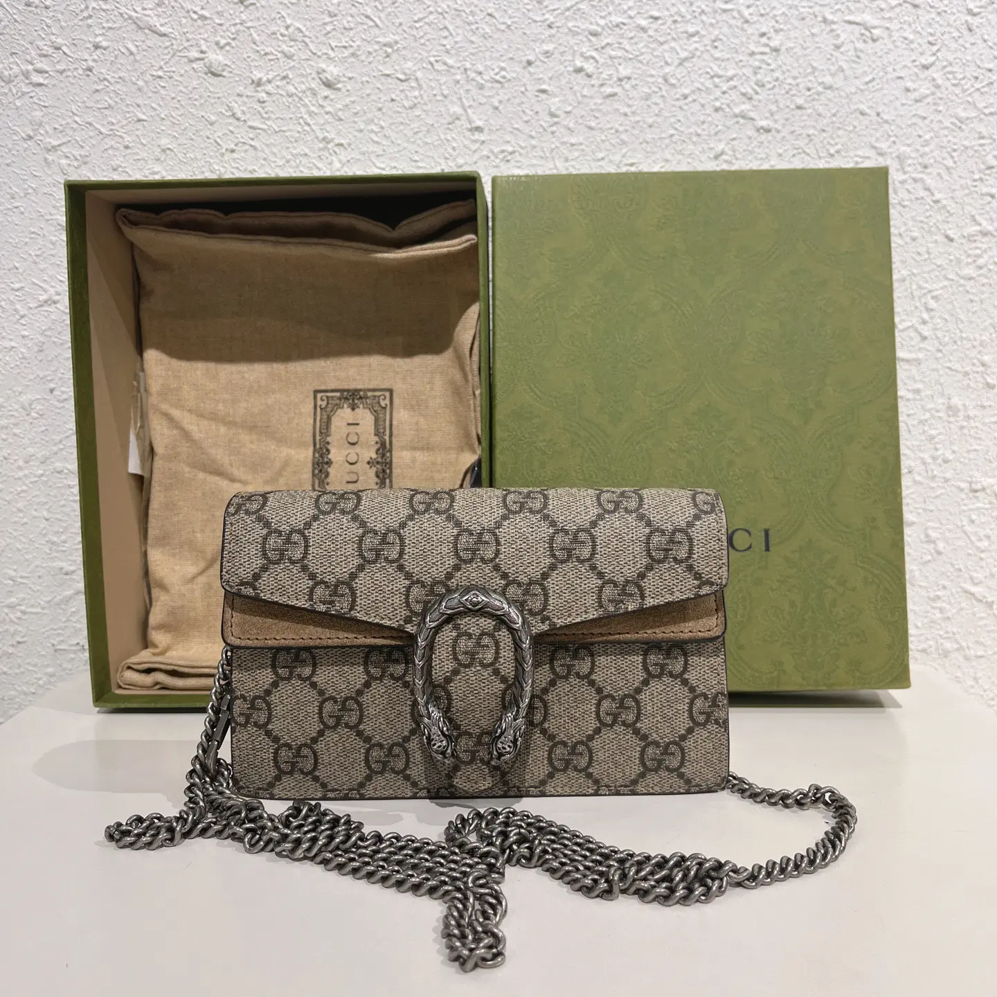 Pre-owned GUCCI Dionysus GG Supreme Super Mini Chain Crossbody Bag