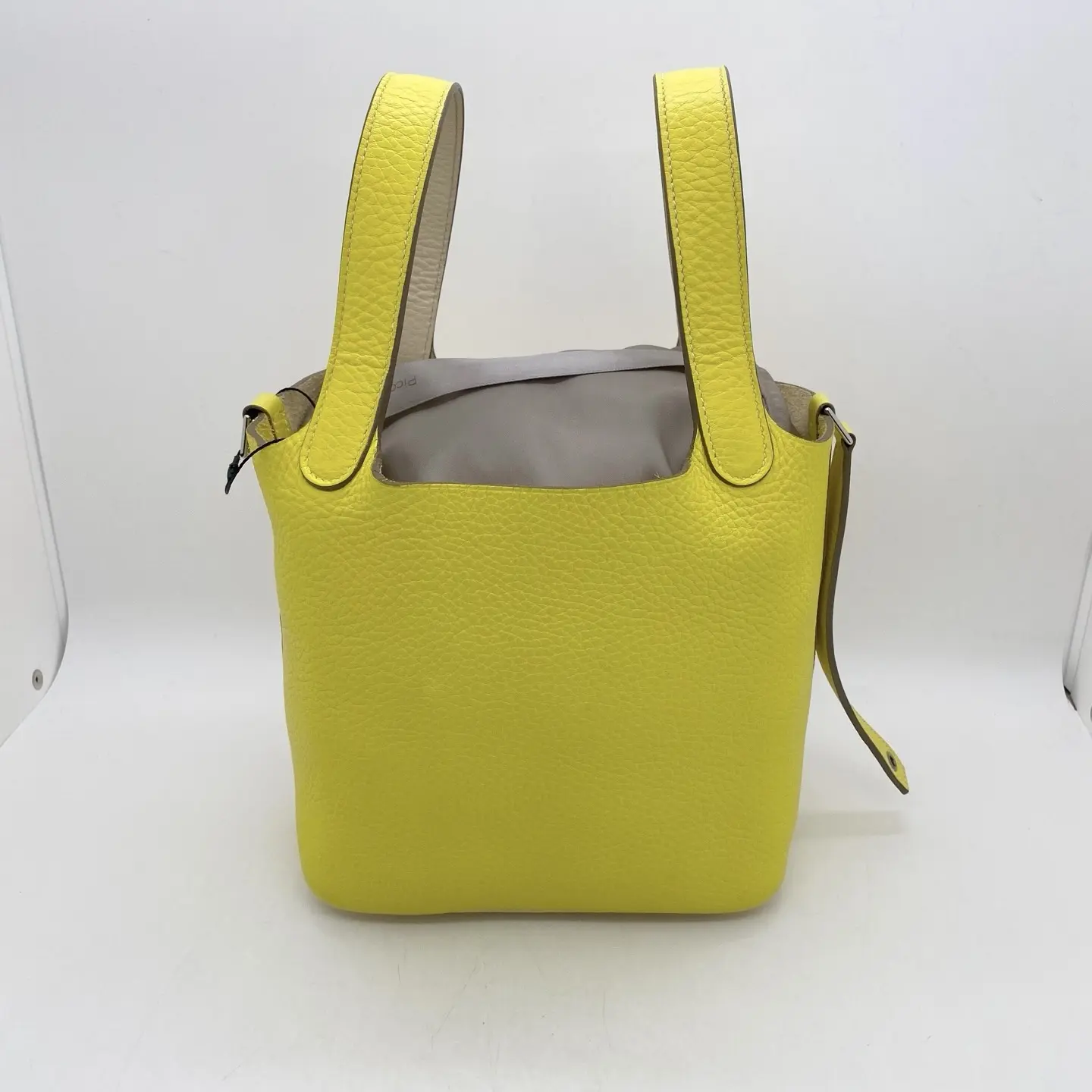 Pre-owned HERMÈS Picotin Lock 18, Two Tone 9R Lime & Nata Cream White【2601697】