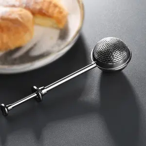 Bake Like a Pro with This Powdered Sugar Duster & Flour Wand - Perfect for Straining Sugar, Flour & Spices!