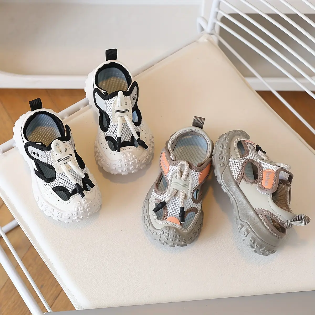 2025 New Shoes Boys, Anti-Kick Beach Shoes, Korean Style Lightweight And Comfortable Sandals Girls, Classic Versatile Sandals