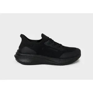 Runners for Men in Full Black