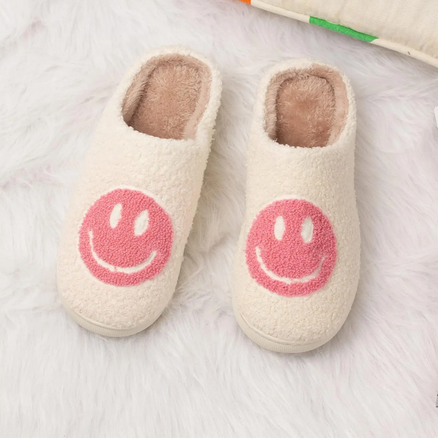 Happy Face Retro Slippers with Memory Foam for Men Women - Plush Slip-On Winter Footwear - Flipflop