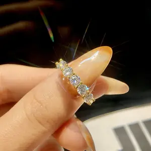 Esberry 0.3CT Synthetic Moissanite Rings for Women 925 Sterling Silver Round Brilliant Solitaire Wedding