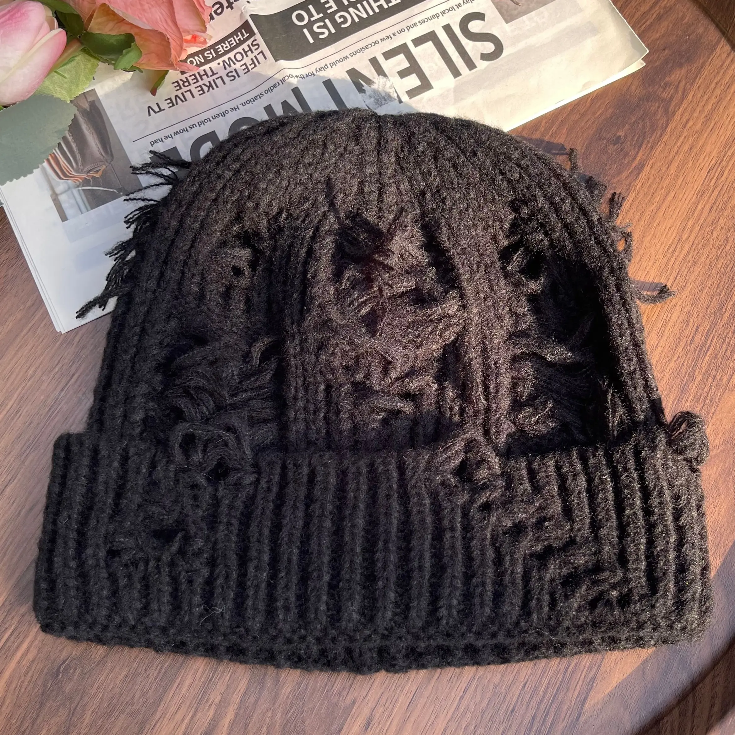 NOS Vintage 90s Streetwear Womens Sequined Skull Knit Winter Beanie Hat Black NOS Vintage 90s Streetwear Womens Blank Ribbed Knit Winter  main image 3