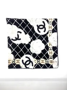 Pre-owned Chanel Camellia CC Logo Square Scarf Black/White CCS03