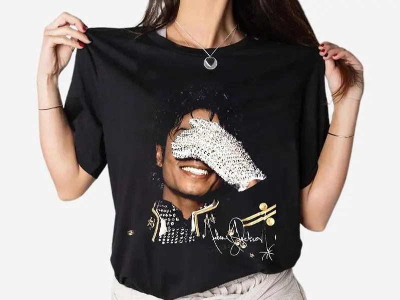 Signature Michael Jackson Glove Graphic T-Shirt Vintage 90s Tee, Michael jackson v4 shirt, Michael Jackson T-Shirt, Michael Jackson Shirt