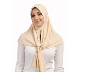 Square hijab