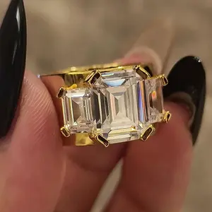 Aossio Classic Emerald Cut Three-Stone Promise Ring for Elegant Jewelry Lovers
