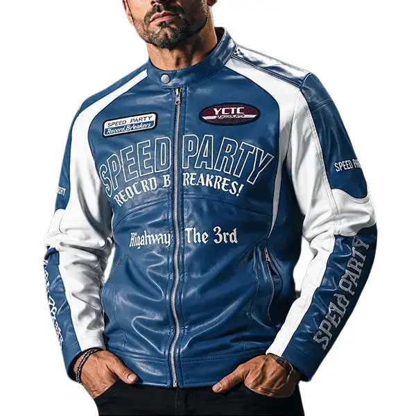 Men’s blue-and-white color-block lettered motorcycle leather jacket, stand collar, zip closure, printed PU leather outerwear, retro racing style, casual riding jacket, trendy letter print motorcycle leather jacket