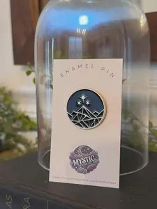 ACOTAR - A Court of Thorns and Roses - Book Merch - Bookish - Enamel Pin - Brooch