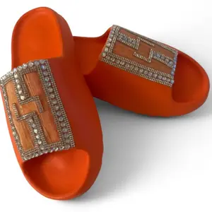 Women Slide Sandals with Rhinestone Embellishment - Stylish Design & Dazzling Rhinestones for Eye-Catching Ensembles