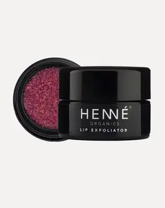 Nordic Berries Lip Exfoliator - Scrub new life into your chapped lips.