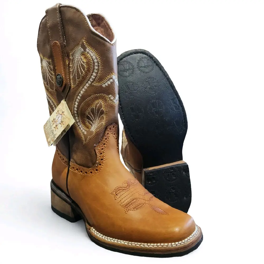Cowgirl Embroidery Square Toe Boots/Bota Vaquera