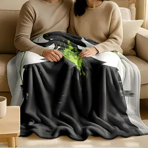 1 piece Snake-haired figure in the dark with green venom themed flannel blanket - Modern-style flannel blanket, suitable for sofas and beds, all-season use, super soft and comfortable, digital printing, 100% polyester material, machine washable